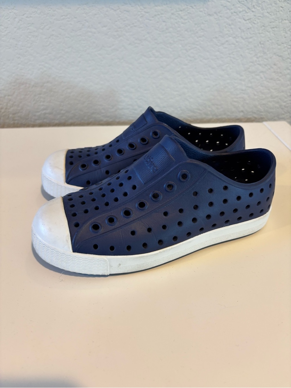 Native Jefferson Shoes Navy Little Boy Girl Size 13